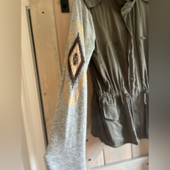 Forever 21 Contemporary Mixed Media Utility Jacket - Picture 3 of 9